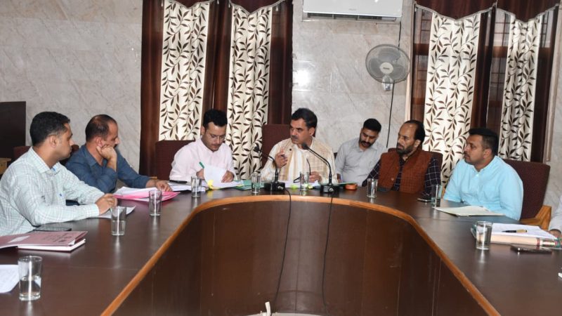 प्रदेश सरकार प्रभावितों के साथ, यथा सम्भव सहायता की जा रही प्रदान – संजय अवस्थी